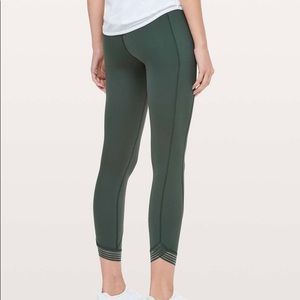 Lululemon Find Focus 7/8 Tight *25" Deep Ivy